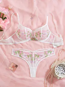 Floral Bra Set, Soft Steel Ring, Low Waist Triangle Pant, 2-Piece Lingerie, Romantic Embroidered Lace, Perfect for Intimate Occasions