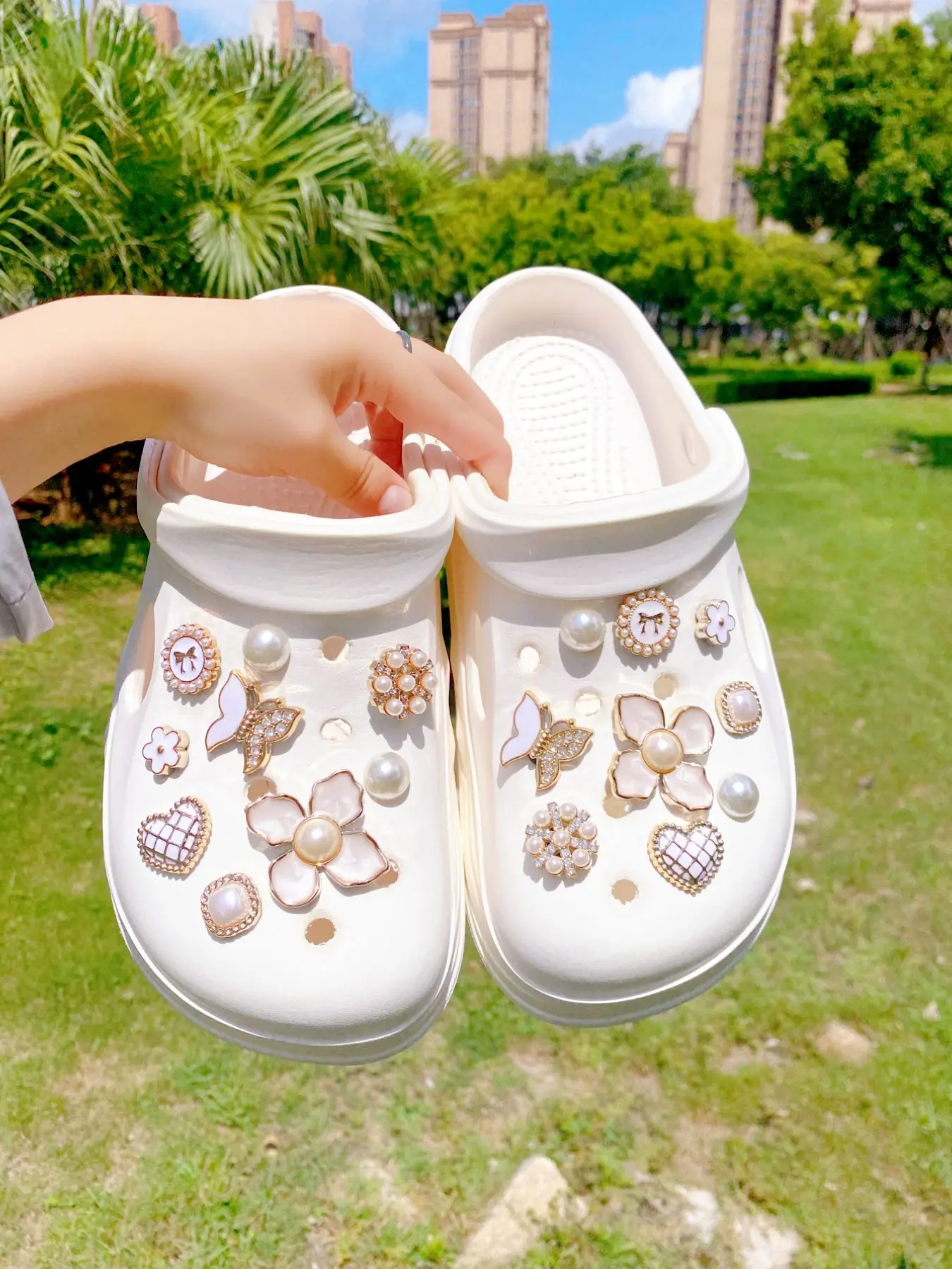 18 Pcs Cute Sandal Accessories DIY Detachable Shoe Decorations for Women, Fun Personalized Footwear, Perfect Gift for Festivals and Parties