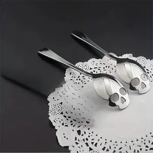 Stainless Steel Skull Head Spoon, 2 Counts Creative Coffee Stirring Dessert Spoon Set, Kitchen Utensils for Home Dining Room Picnic, Halloween