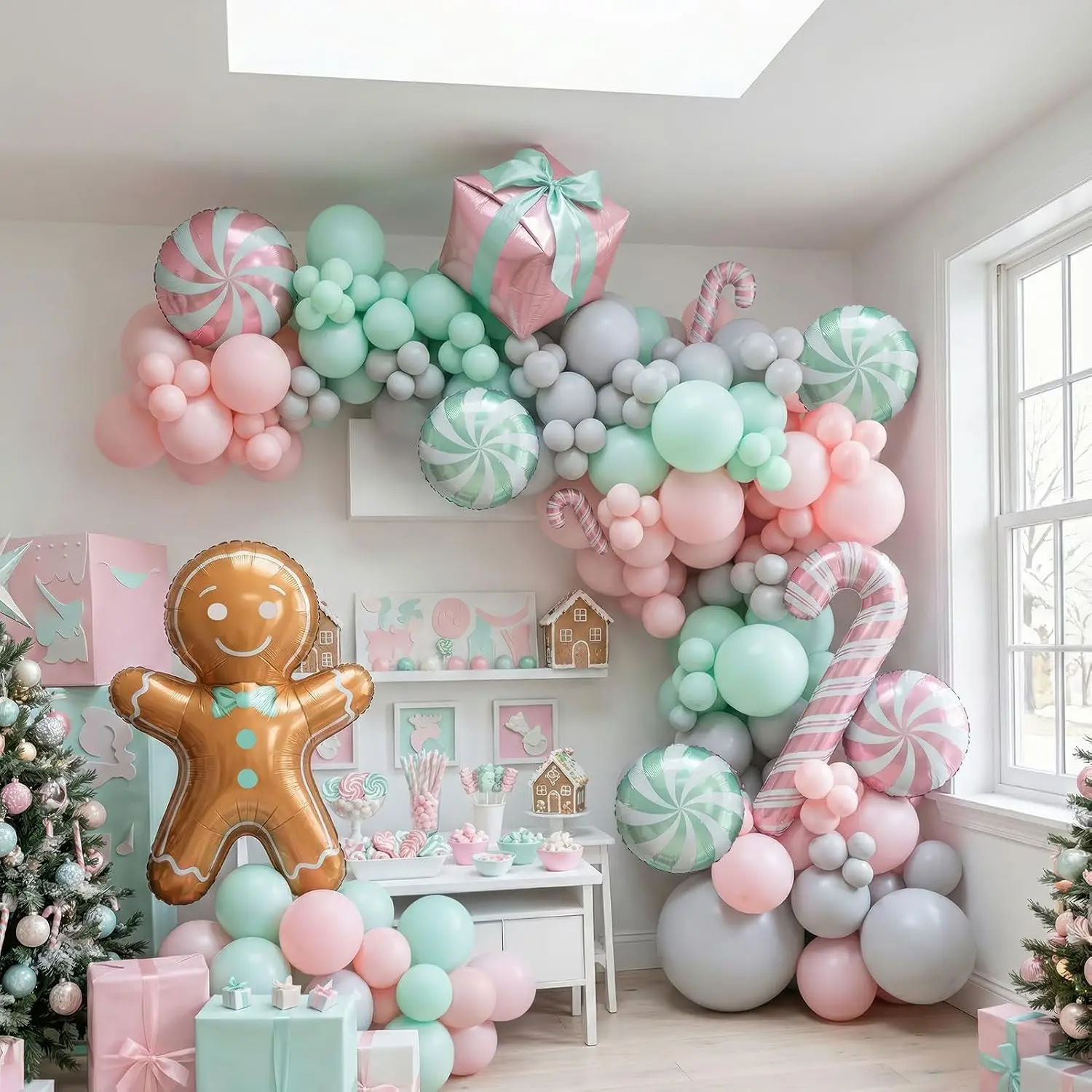 Christmas Balloon Garland Arch kit green  balloon with Gingerbread Balloon Cane Candy Foil Balloons for Christmas Party Decorations Xmas  Year Birthday Party Supplies globos de navidad