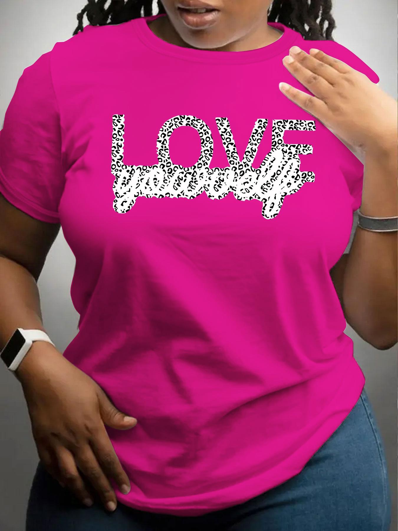 [Plus Size] Leopard Letter Print Round Neck Tee, Fashion Casual Crew Neck Short Sleeve T-shirt Fitted for Daily Outdoor Wear, Women Plus Clothing for All Seasons