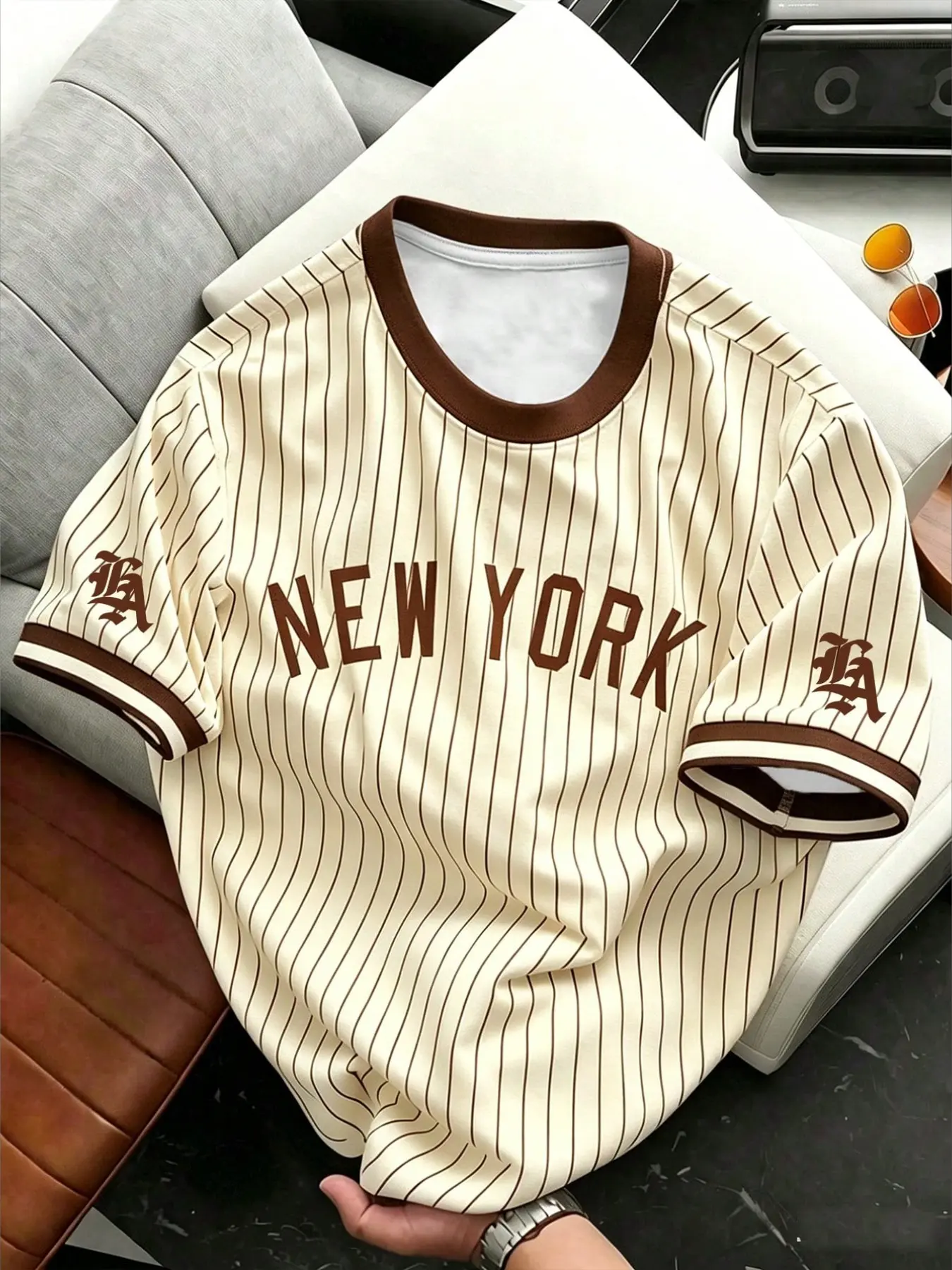 Men's Vintage Striped Round Neck T-Shirt, Los Angeles Sleeve Embroidery, Loose Baseball Men's Casual Cotton Short Sleeve Shirt
