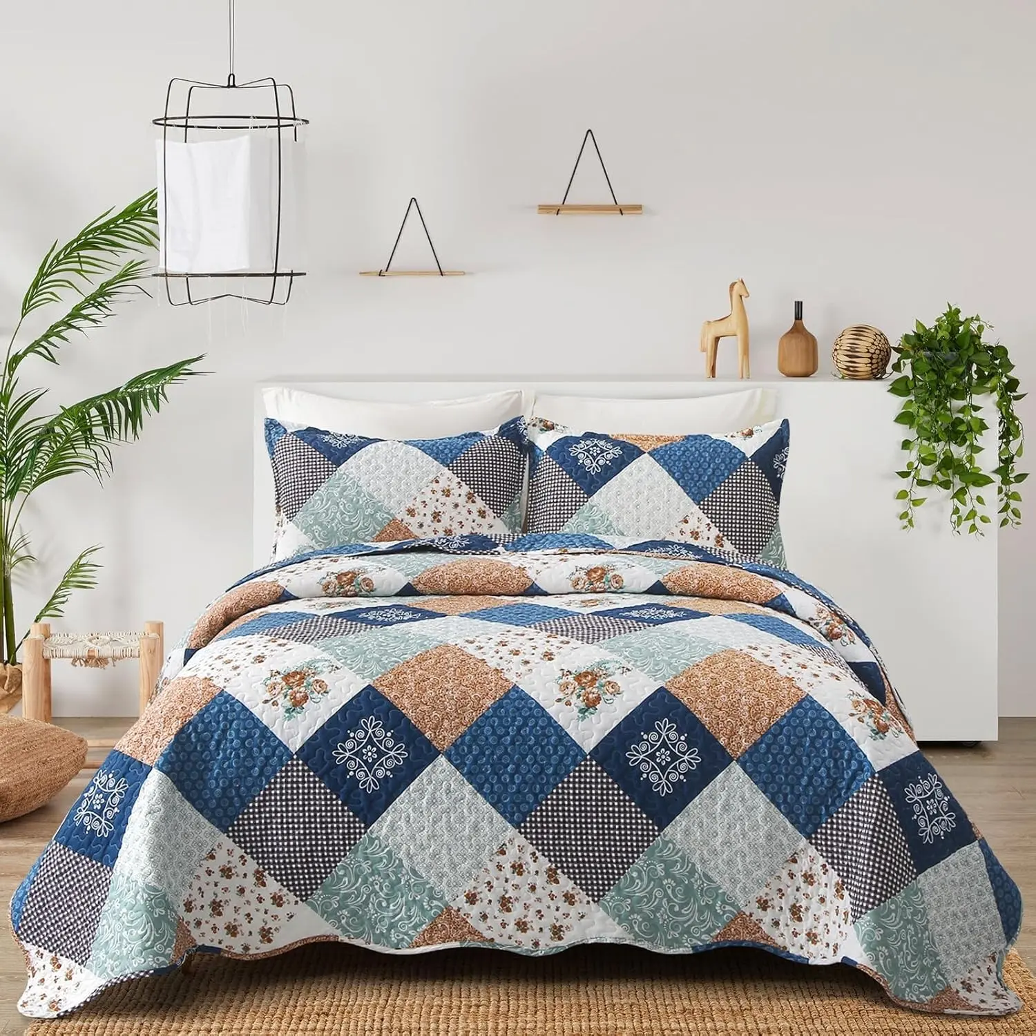 Reversible Patchwork Quilt Bedding Set Queen Size Blue Green Grey Plaid Floral Pattern Bedspread Set Soft Microfiber Coverlets Bed Set 3 Pieces Spring Summer All Season Use