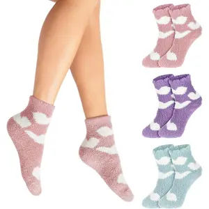 3 Pairs Aloe Moisturizing Spa Socks Foot Care Pedicure Socks for Women & Men Winter Warm Home Sleeping Socks for Repairing Softening Dry Cracked Feet