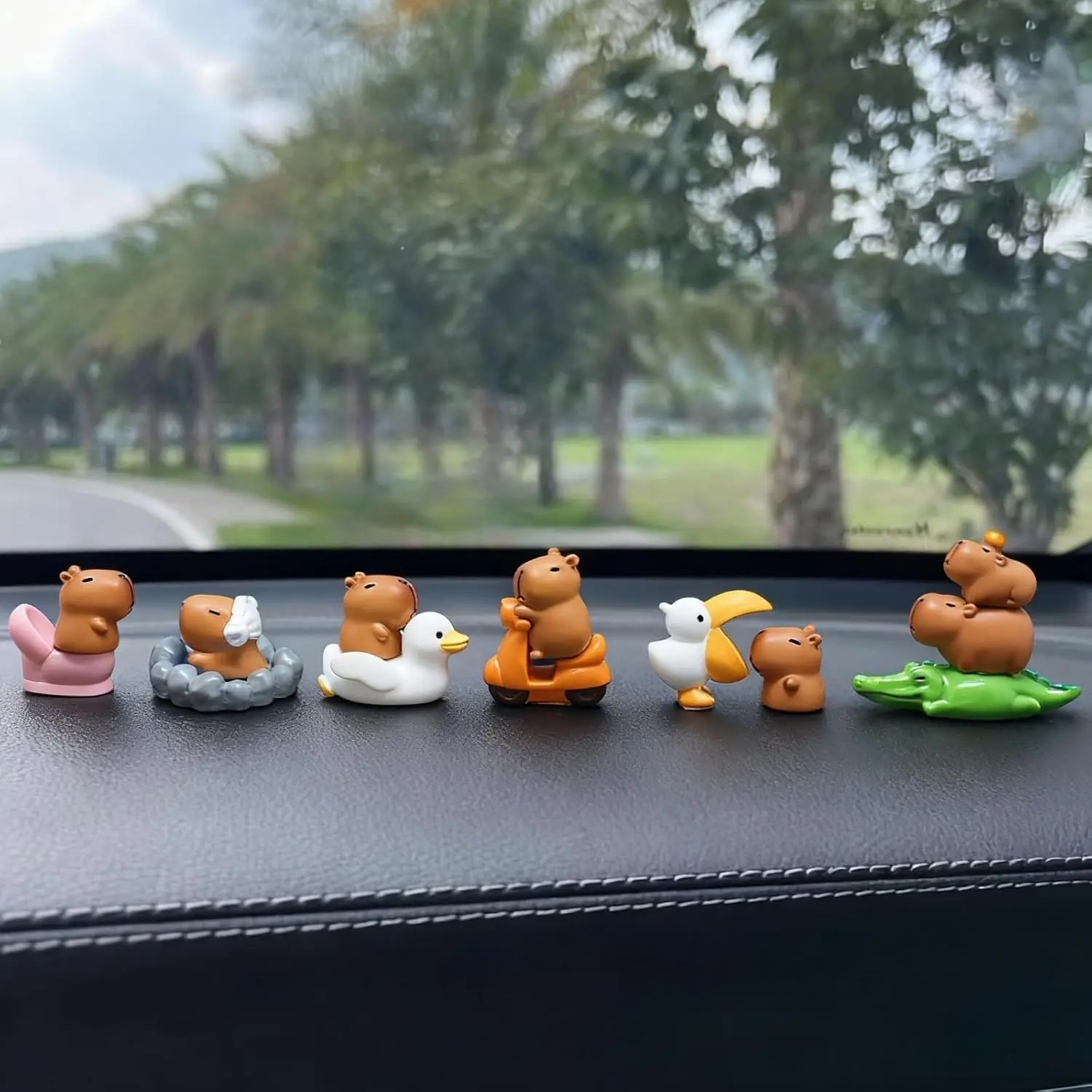 6 count Capybara  Dashboard Decorations, Mini Capybara  Rearview Mirror Accessories, Cute  Interior Accessories Office  Decor for Women Gifts