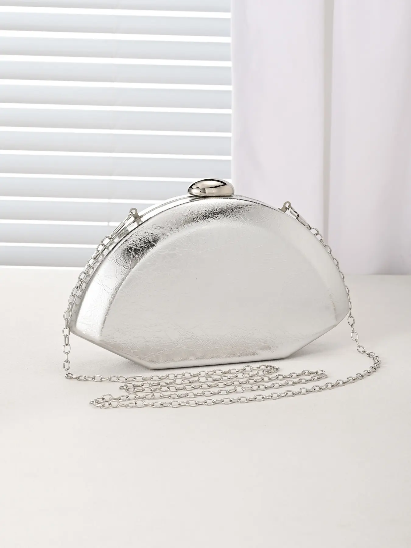 Vintage Women's Shiny Finish Evening Bag, Elegant Party Handbag, Lightweight Design Luxury Dinner Bag, Single Shoulder Chain Strap Bag, All Seasons