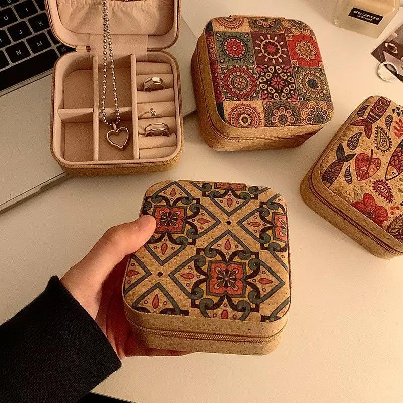 Vintage Jewelry Storage Box, 1 Count Multi-functional Jewelry Organizer, Jewelry Storage Box for Earrings, Rings, Necklaces, Lipstick, Jewelry Boxes