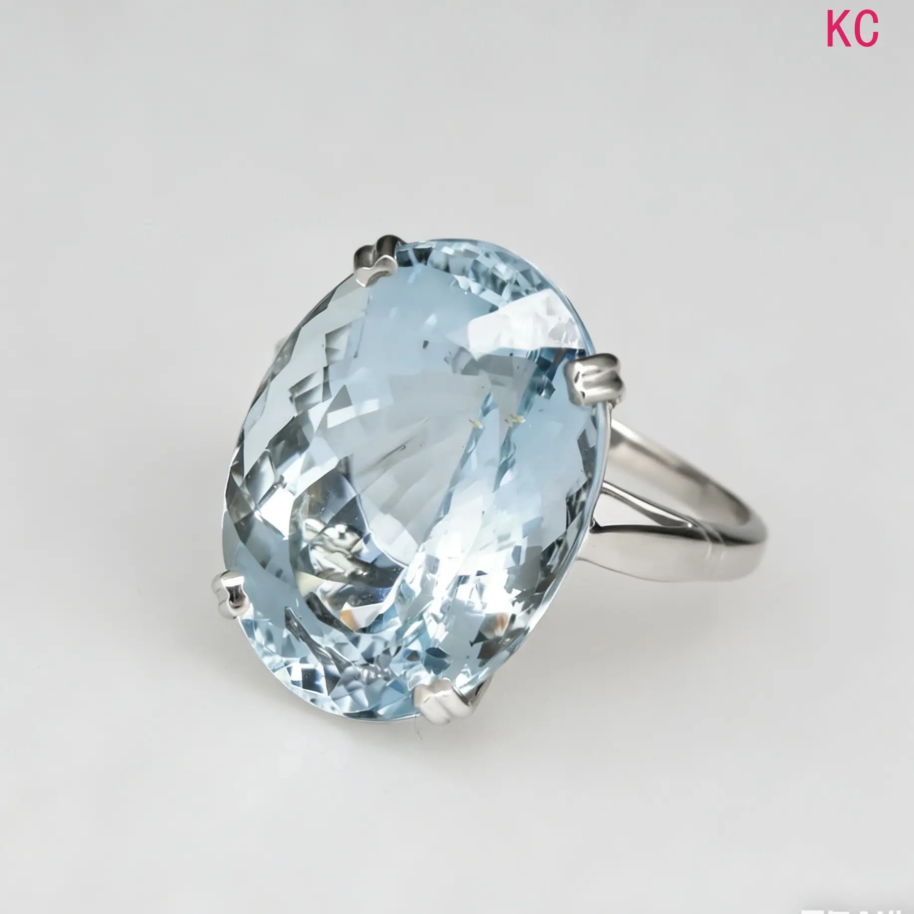 Oval Cut Ring Inlaid Ocean Blue Topaz, Elegant Finger Jewelry For European American Proposal And Engagement Occasions