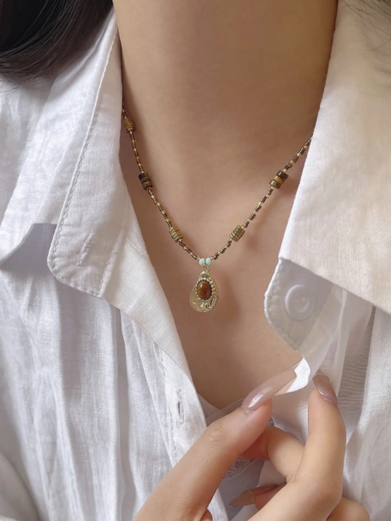 Bohemian Handmade Seed Bead Necklace, Teardrop Gemstone Pendant, Vintage Ethnic Wood Beads, Perfect for Women's Beach Jewelry, Beachy Jewelry