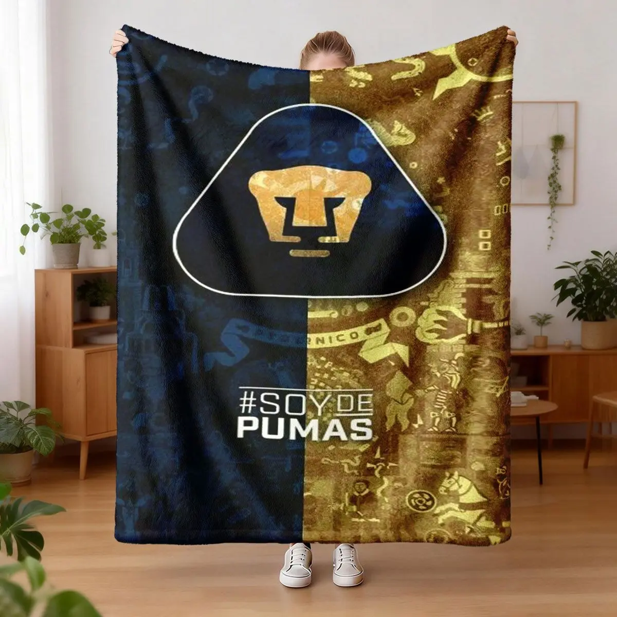 Pumas Football Club Logo Fleece Blanket, Polyester Material, Comfortable and Warm, Ideal for Sofa, Office, Bed, Camping, Travel, Perfect Holiday Gift, Warm Cozy Blankets