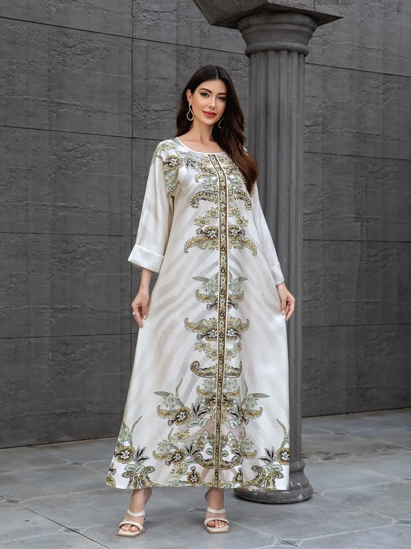 Elegant Muslim Women's Long Robe Dress, High Density Rhinestone Beaded Print, Round Neck Turn-Up Sleeve, Modest Fashion Clothing, Long Sleeve Dresses, Elegant Islamic Clothing