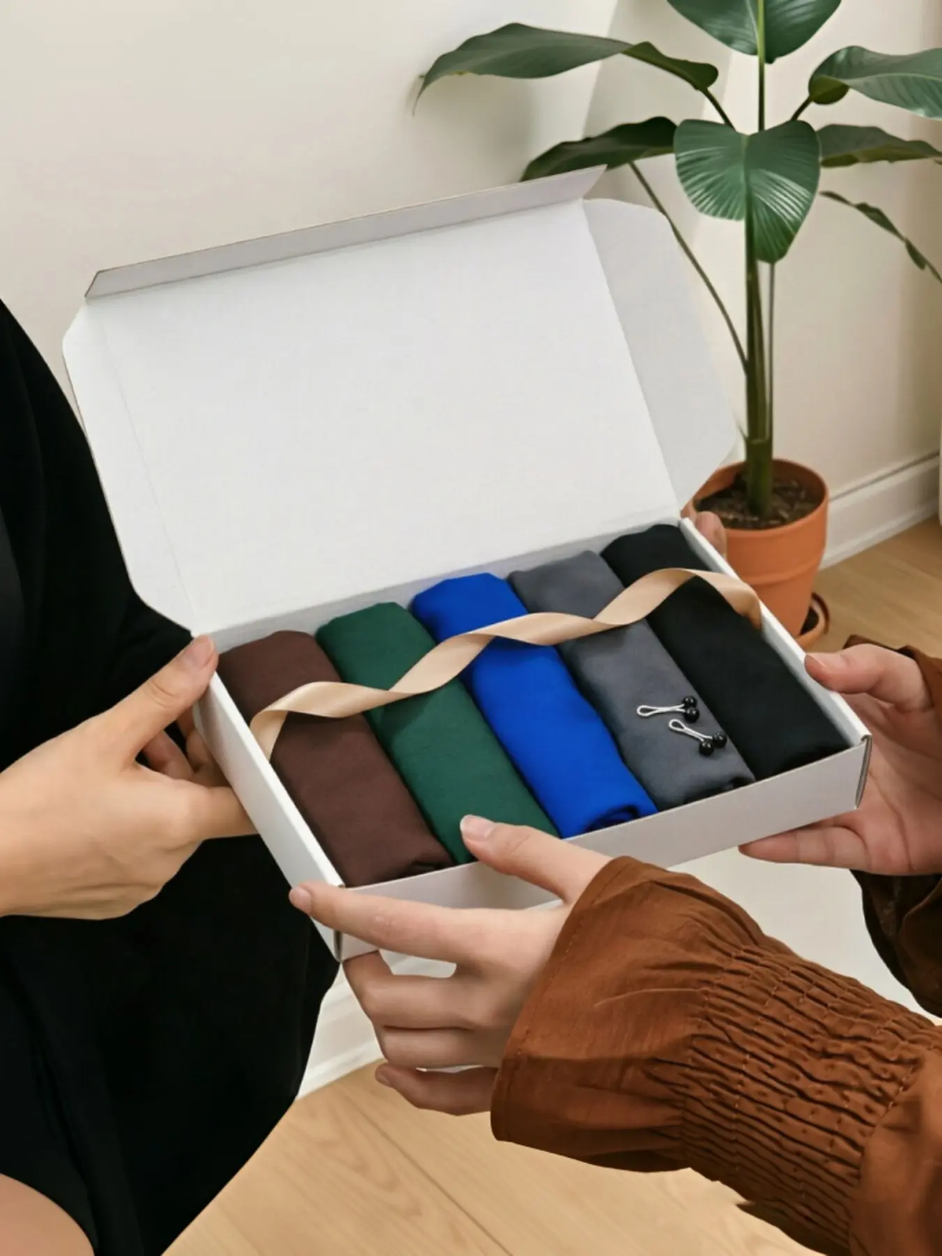 5pcs Women's Solid Muslim Hijab Set + 2pcs Hair Clips, Soft Long Scarf, Fashionable Wrap Shawl, Daily Wear, Gift Box