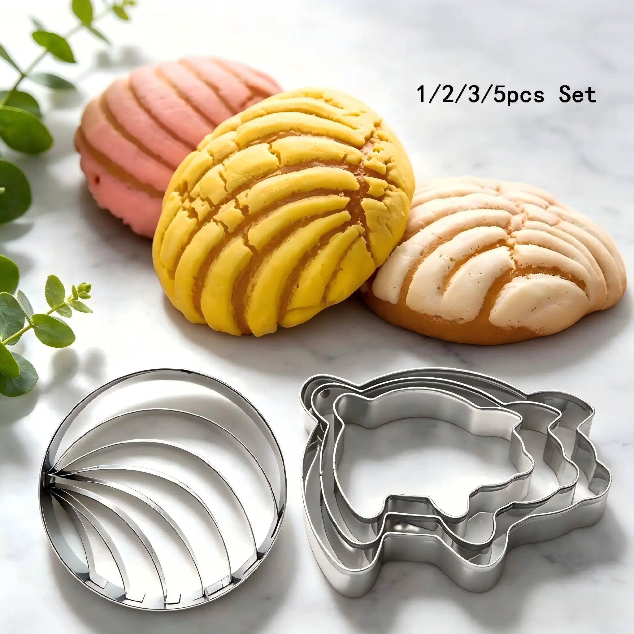 4PCS Mexican Bread Mold & Cookie Cutter Set Food Grade Stainless Steel 4 Inch Concha Stamp 3 Sizes Pig Shapes for DIY Pan Dulce Holiday Desserts Durable Baking Molds Kitchen Gadgets Pastry Tools