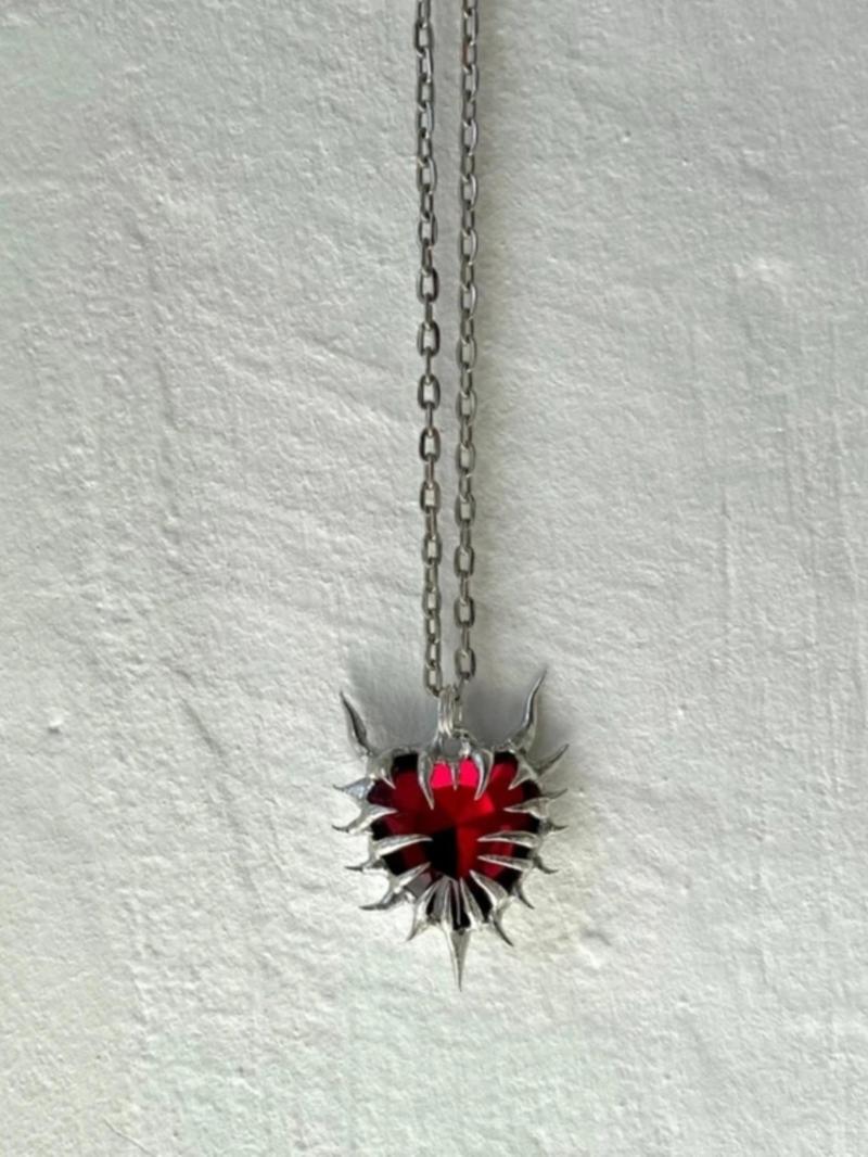 Punk Style Red Heart Shaped Pendant Necklace, Vintage Trendy Pendant Necklace, Fashionable Neck Jewelry for Women & Men As Gift without Box, Gothic Mystery Jewelry