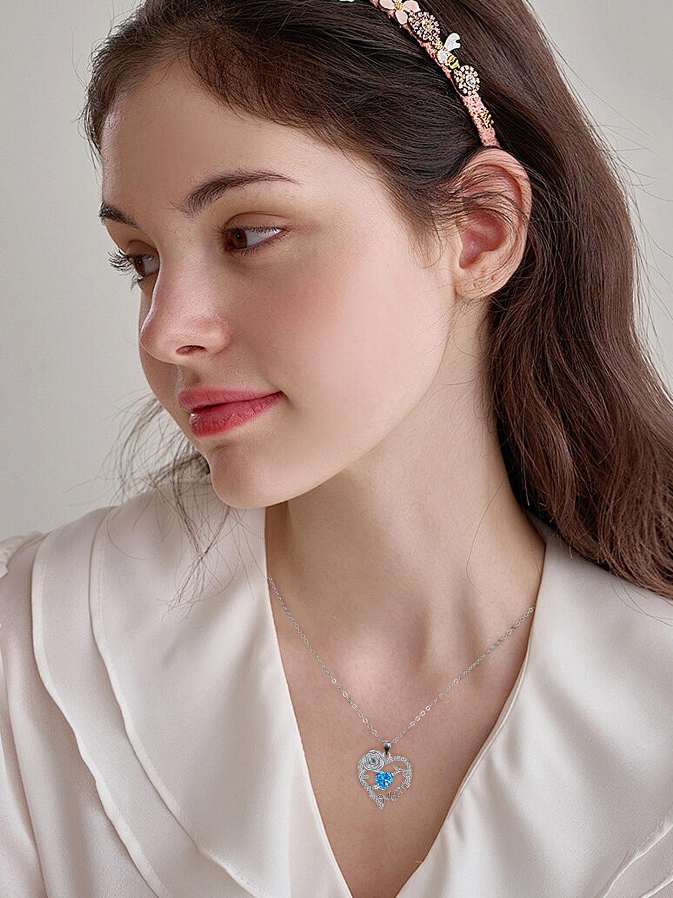 Rose Jewelry Gift Box With Heart Rose Mom Pendant Necklace, High End Necklace for Mama Grandma, Perfect for Mother's Day Gift Christmas Gift