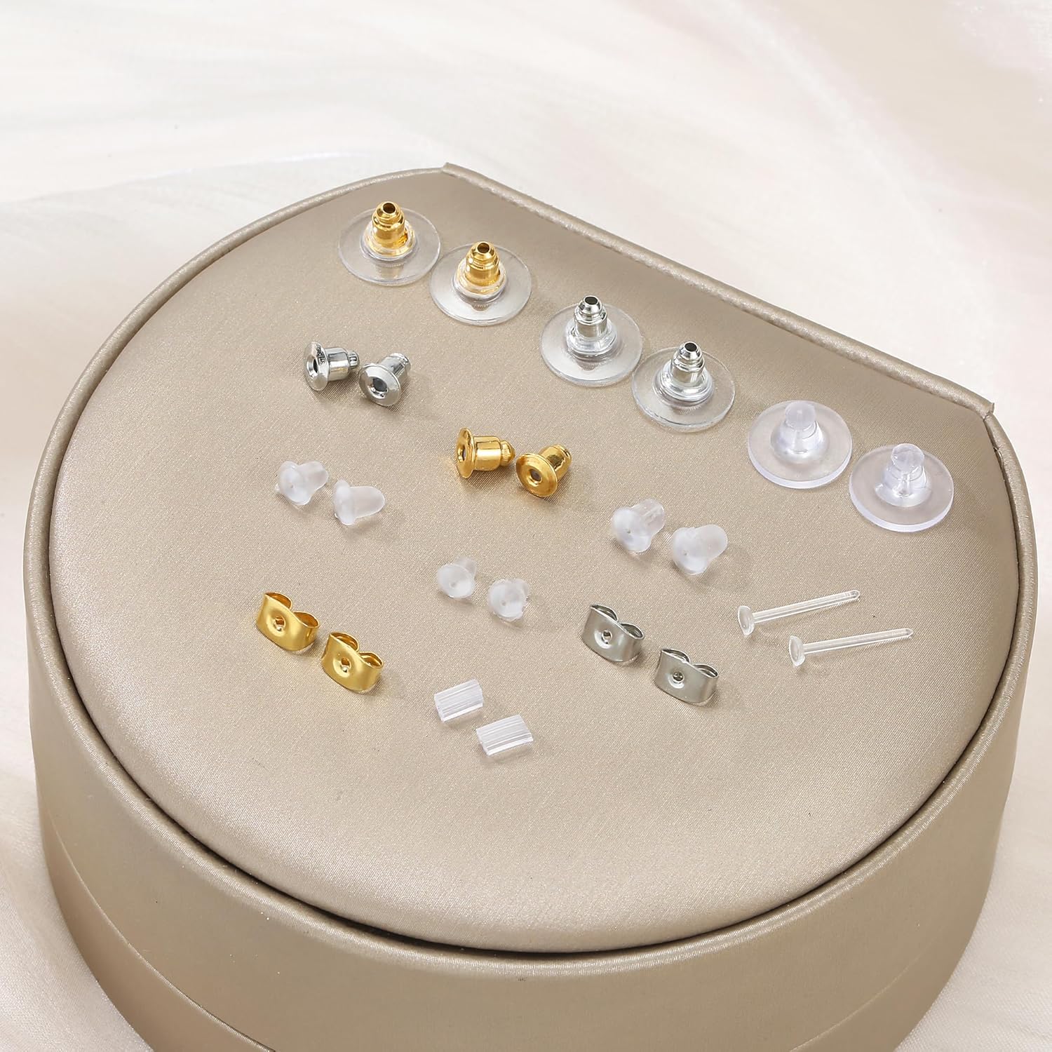 12 Styles 600 count Earring Backs for Studs, Clear Plastic Earrings  Metal Rubber  Earring Backs  Clutch Stoppers Replacement Kits for Fish Hook Earring Studs Hoops
