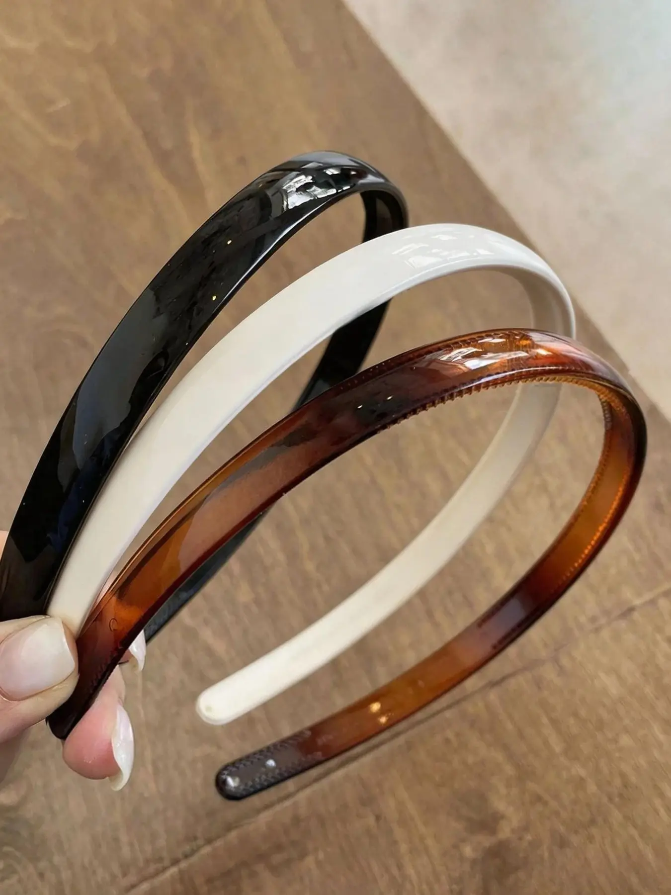 1pc/3Pcs Women Hair Hoop, Black White Tortoise Shell, Minimalist Serrated Non‑Slip Lightweight Headband, Elegant Versatile Hair Accessories for Daily Beach Party Commute Makeup Non Slip Hairbands