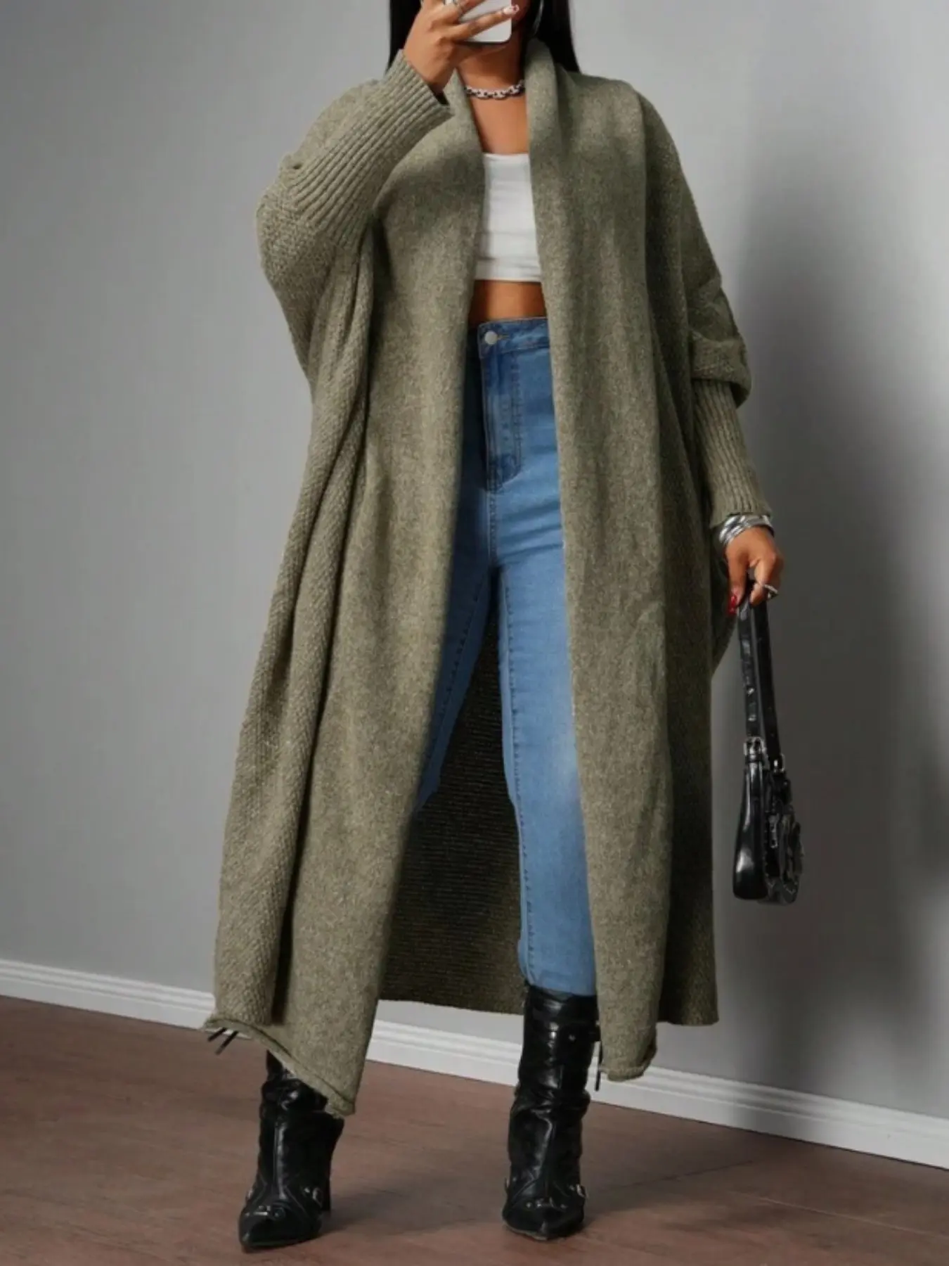 Plus Size Women's Fall Winter Long Sleeve Batwing Sleeve Cardigan, Loose Fit Knit Outerwear for Casual Office Business, Elegant Street Fashion