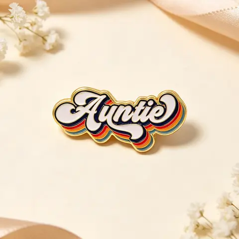 Auntie Retro Quote Pin, Alloy Brooch Pin, Humorous Cartoon Design, Zinc Alloy Social Badge, Casual Fashion Accessory, All Seasons Wear, Backpack & Clothing Decor