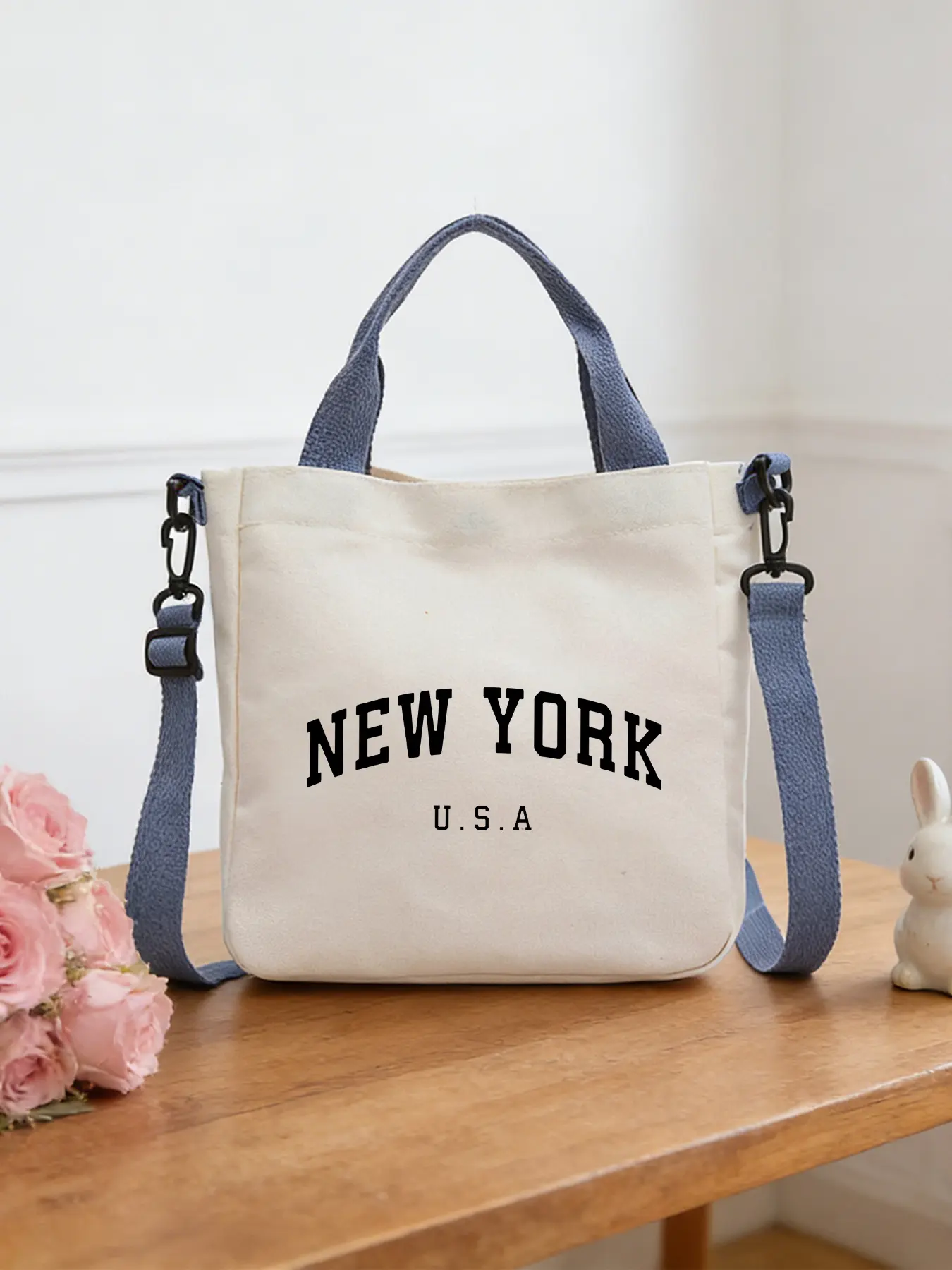 NEW YORK Pattern Crossbody Bags, Shoulder Bags, Handheld Shopping Bags, Cosmetic Bags and Tote Bags, Ideal for Daily Shopping and Commuting, Trendy Fashion Items and Perfect Gifts.