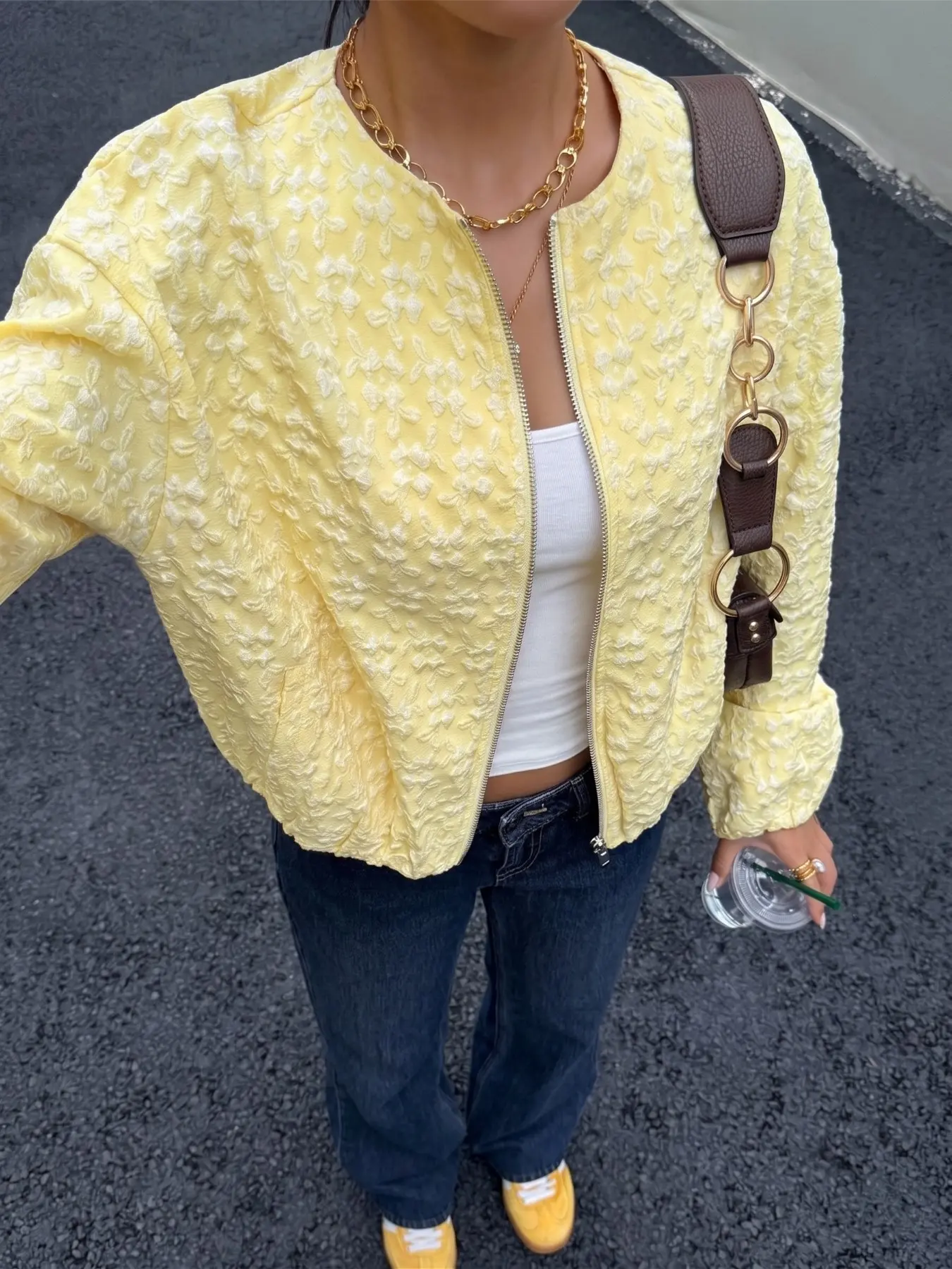 Women's Yellow Textured Floral Zip Up Cropped Jacket, Y2K Casual Summer Clothes Women, Loose Long Sleeve Outerwear, Lightweight Fashion Coat for Streetwear, Shopping & Daily Outfit, 2026 Trendy Sweet Relaxed Outer Top