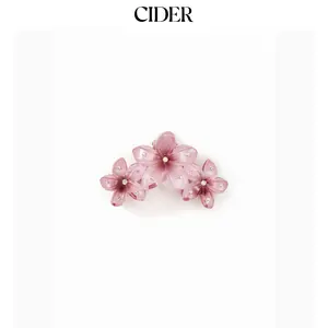 Cider FLORAL HAIR CLAW