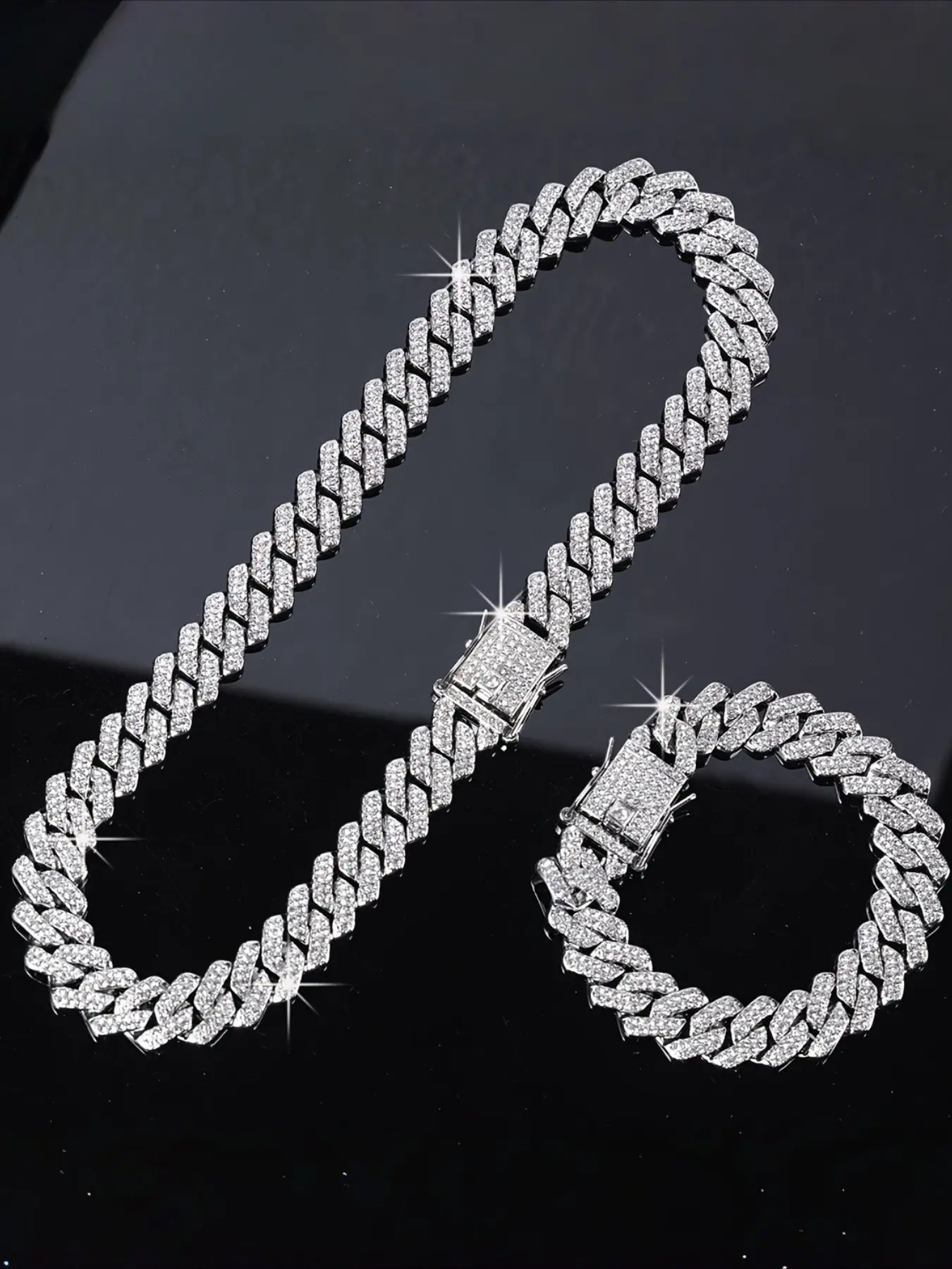 Set of 2 Trendy Jewelry Pieces Including a Necklace And Bracelet, Featuring a Punk Hip Hop Chain Design. Ideal for Both Men And Women, This Stylish Set Makes a Great Accessory for Fashionable Friends