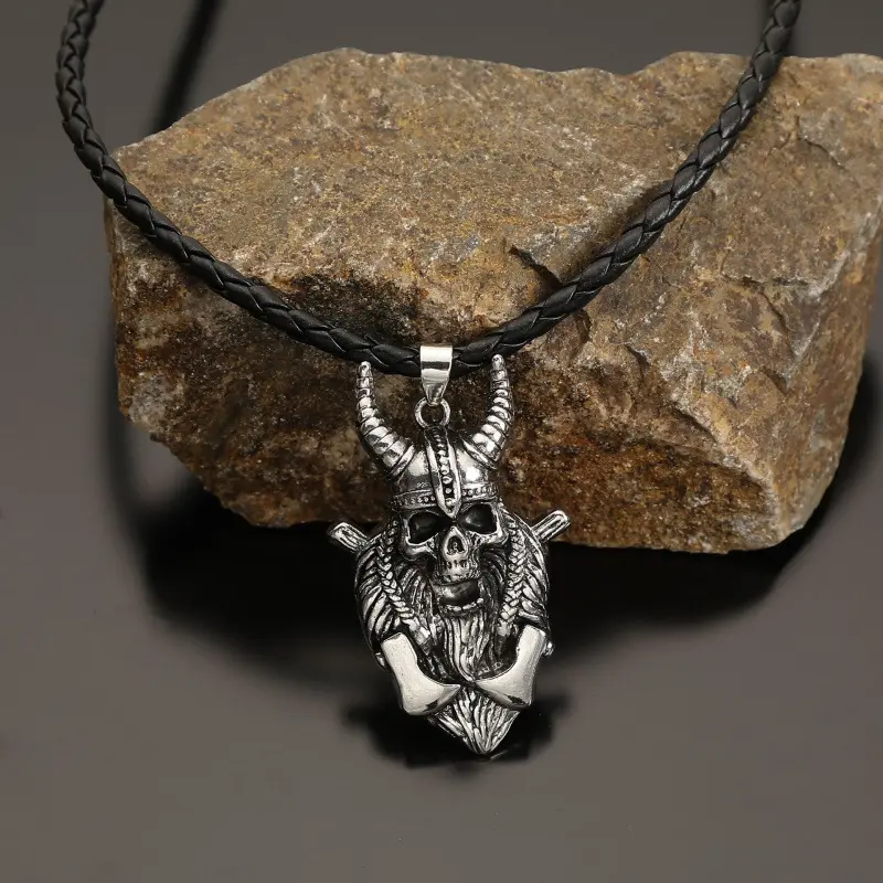 Viking Horned Pirate Axe Pendant Necklace Nordic Odin Totem Tomahawk Leather Rope Chain Amulet Choker For Men Gothic Punk Rock Heavy Metal Biker Party Halloween Cosplay Mascot Neckwear