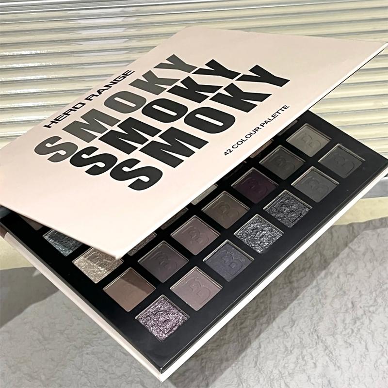 42 Color Eyeshadow Palette, Long Lasting Matte & Shimmering Finish Eye Shadow Makeup Palette, High Pigmented Eyeshadow Powder for All Styles, Cosmetic, Multicolor Eyeshadow Palette, Highly Pigmented Palette