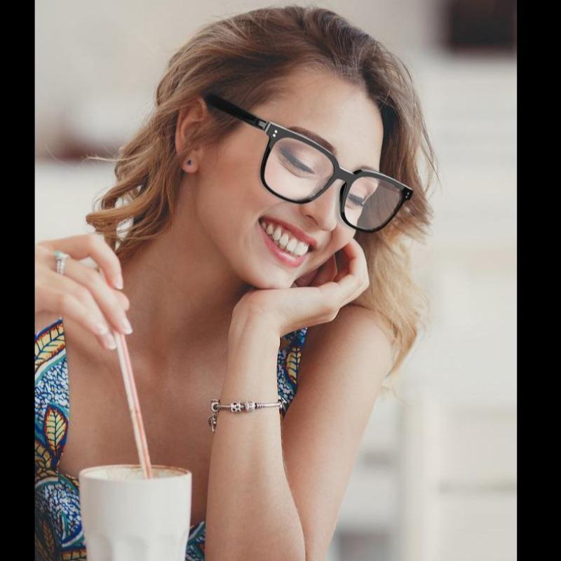Smart Glasses, Anti Blue Light Smart Glasses, Intelligent Life Assistant Voice Conversation Glasses, Multifunctional Smart Glasses for Men & Women, Wireless Smart Glasses, Wearable