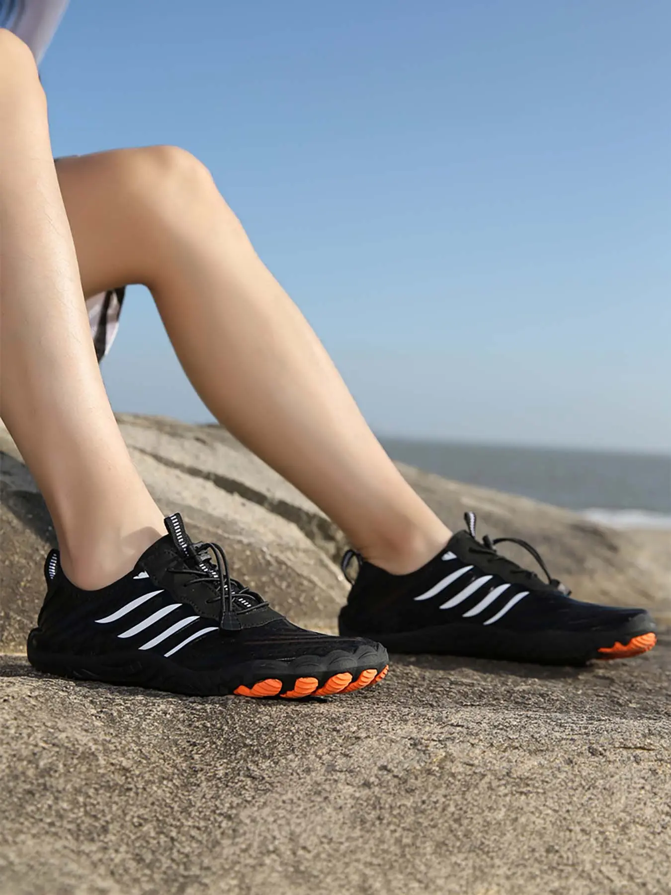 Men's Outdoor Sporty Water Shoes, Non-Slip Quick-Dry Aqua Shoes, Lightweight Breathable Amphibious Sneakers, Ideal for Beach, Hiking & Daily Wear