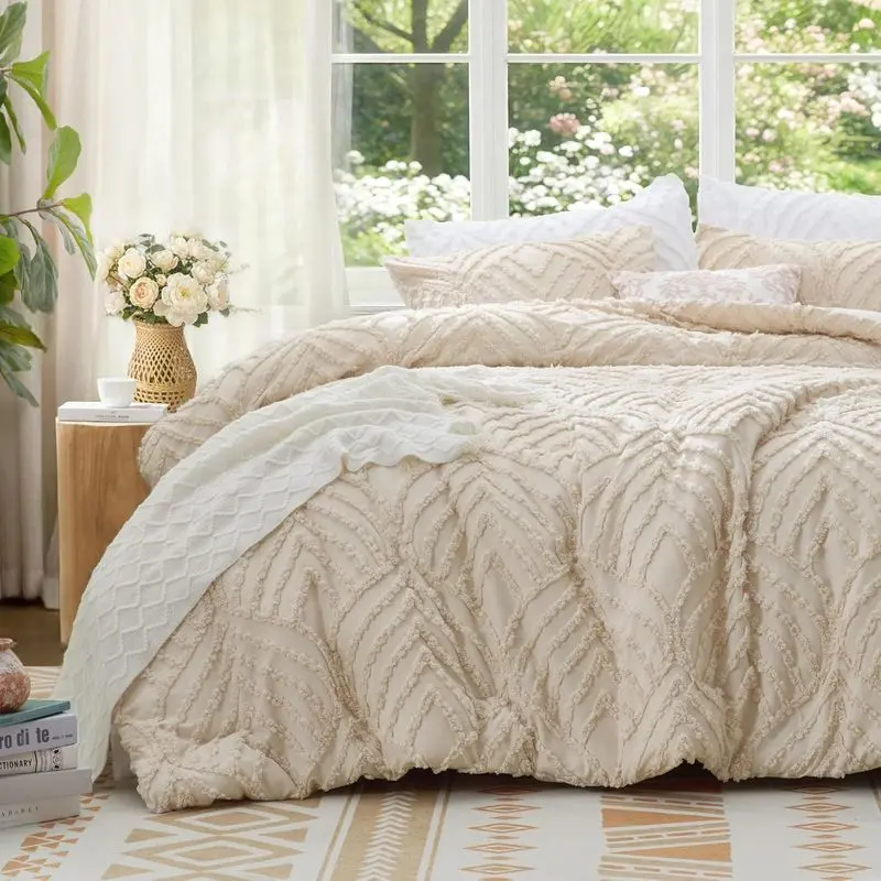 Queen Size Bohemian Polyester Comforter Set - 3-Piece Tufted Cream Beige Bedding, Farmhouse Home Theme Decor, Soft Fill Breathable Lightweight Jacquard Comforter with Pillowcases for All Seasons