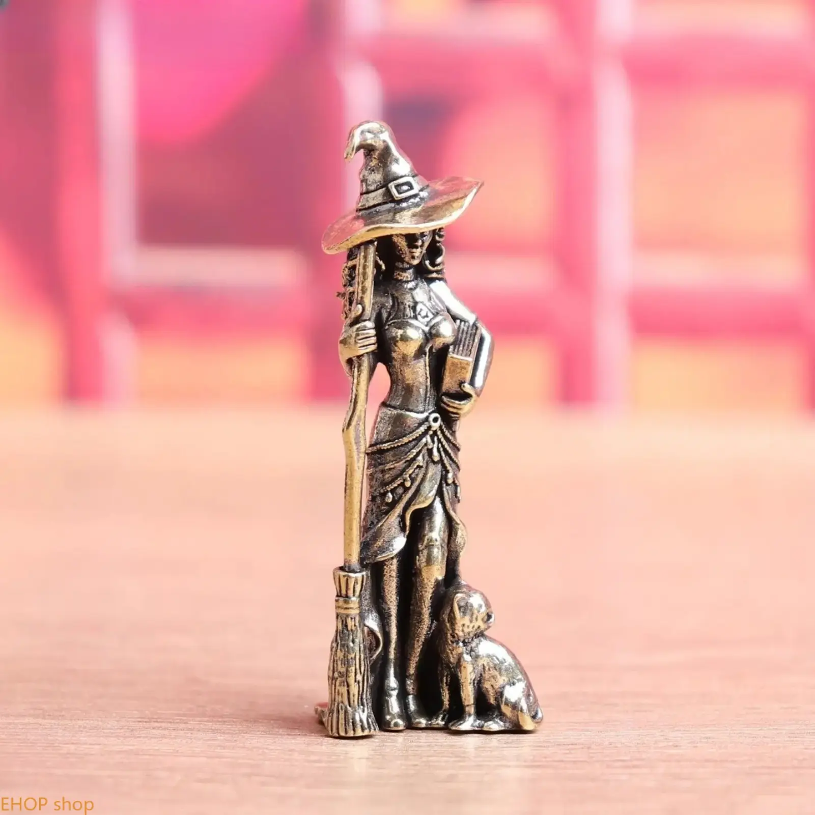 1PC Handmade Wizard Witch Resin Figurine Durable Indoor Outdoor Witchy Decor Fantasy Character Ornament Halloween Mystical Room Statue No Power Required