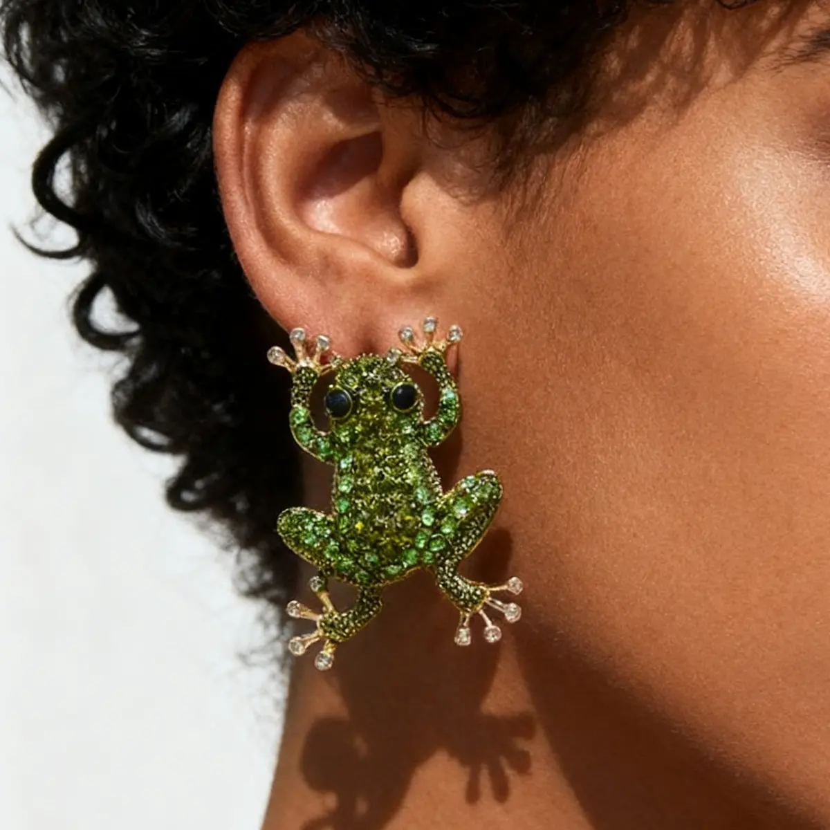 Vintage 3D Frog Drop Earrings Elegant Glitz Green Vibe Pendant Earring Quirky Geometric Animal Jewelry For Girls # frogearrings # animal jewelry # French style # statementjewelry # quirkystyle # fyp