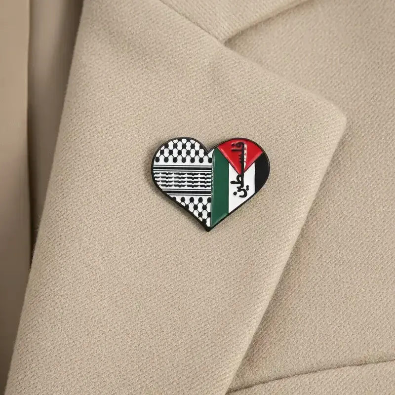 Ribbon & Heart Shaped Brooch, 2 Counts Fashion Alloy Badge for Daily Clothing Decor, Trendy All-match & Exquisite Brooch for Birthday Gift, Fashion Accessory, Drop Set Pins, Brooch Pin Clip, Love