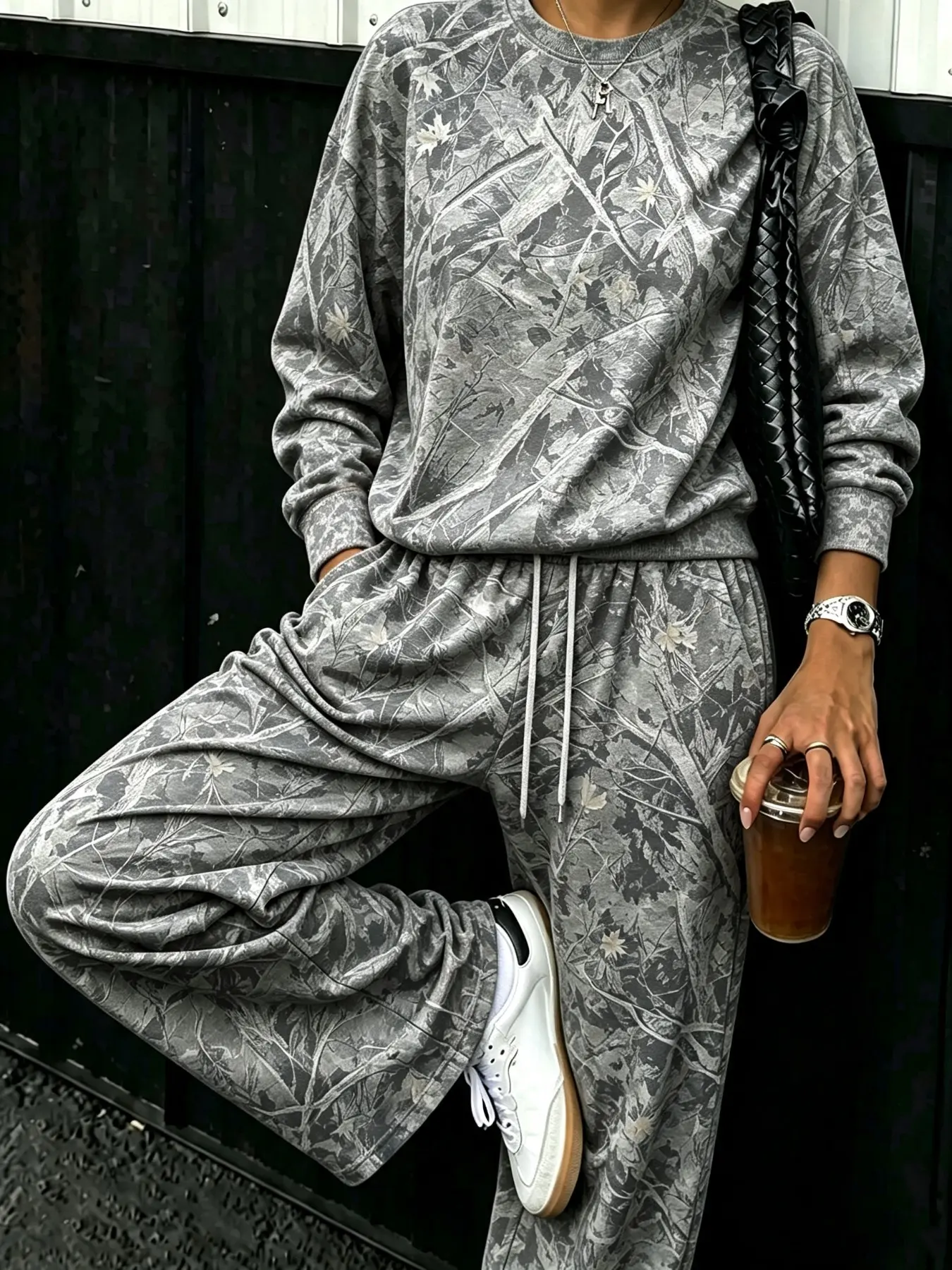 Women's Vintage Camouflage Two-Piece Set, Round Neck Long Sleeve Loose Sweatshirt + Drawstring Wide Leg Pants, Casual Fall Winter