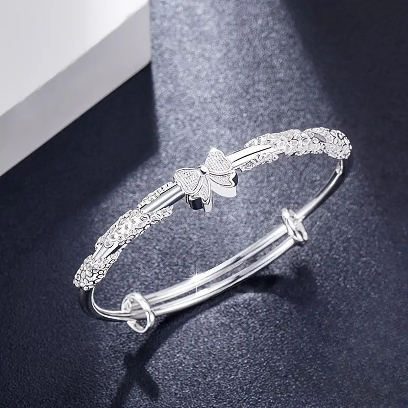Women's Silver Open Bangle Bracelet - Bangle Shape Design with Bow Motif, Adjustable Size, Valentine Gifts for Female Wear, Suitable for Daily Use