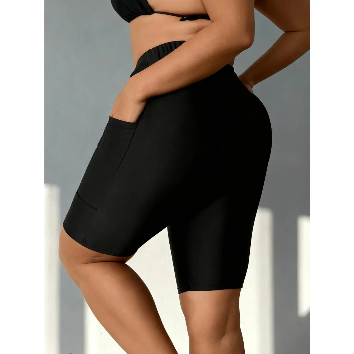Plus Size High Waisted Swim Shorts with Pockets Knee Length Board Shorts Beach Swimwear Bottoms for Curvy Figure, Stretchy Quick Dry Fabric, Tummy Control Board Shorts for Beach Swimming Workout