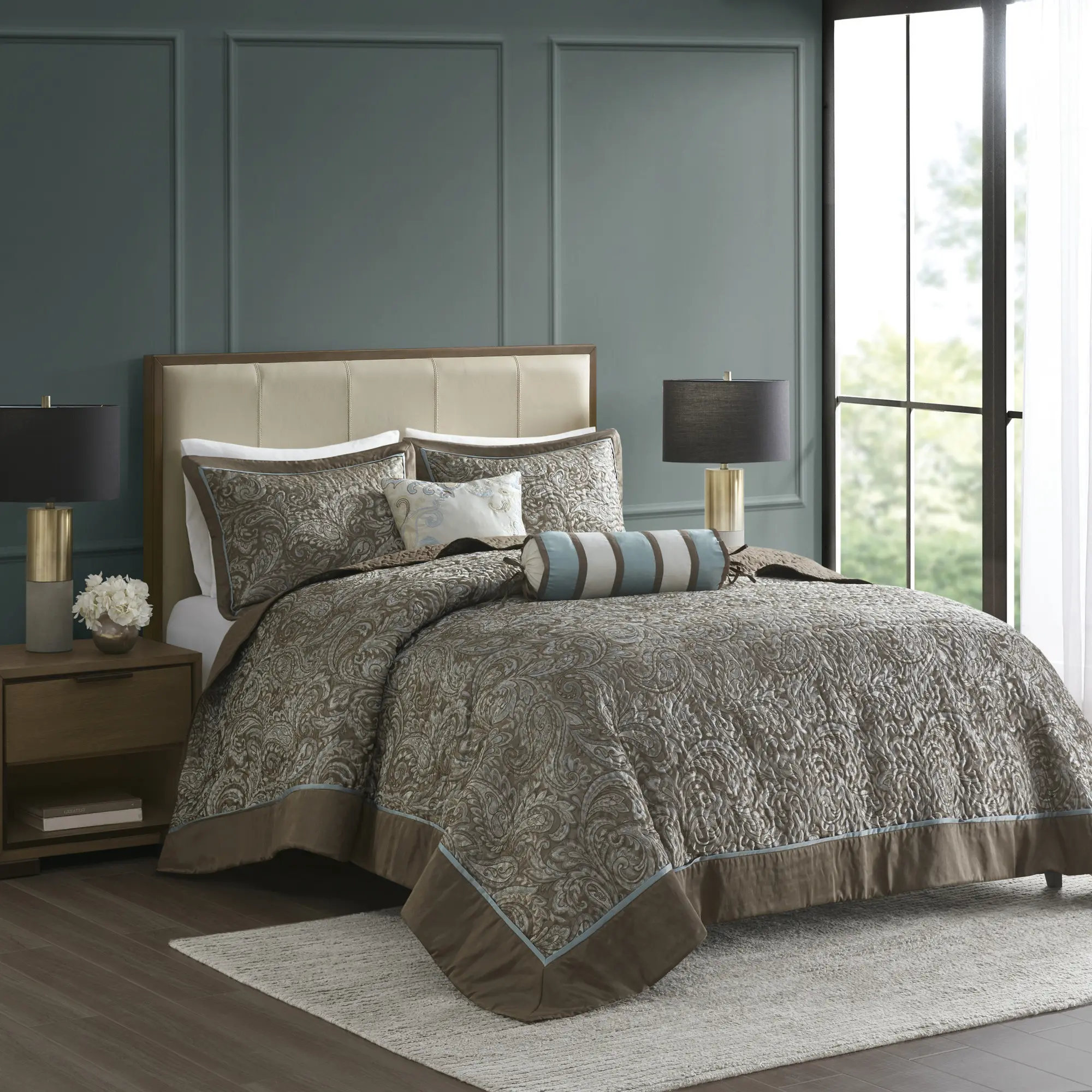 Nokaa 5 Piece Jacquard Bedspread Set with Throw Pillows King Size Blue/Brown Bedding Set for Master Bedroom Classic Traditional Paisley Design Cotton Coverlet with Shams and Decorative Pillows