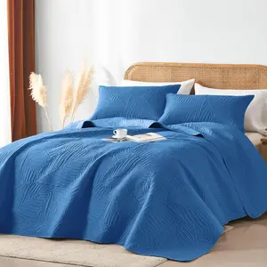 Double Bedding Set, Soft Lightweight Blue Sheet with Leaf Pattern, Ultrasonic Ultra-Fine Fiber Duvet Cover, All Seasons, 1 Quilt, 2 Pillowcases