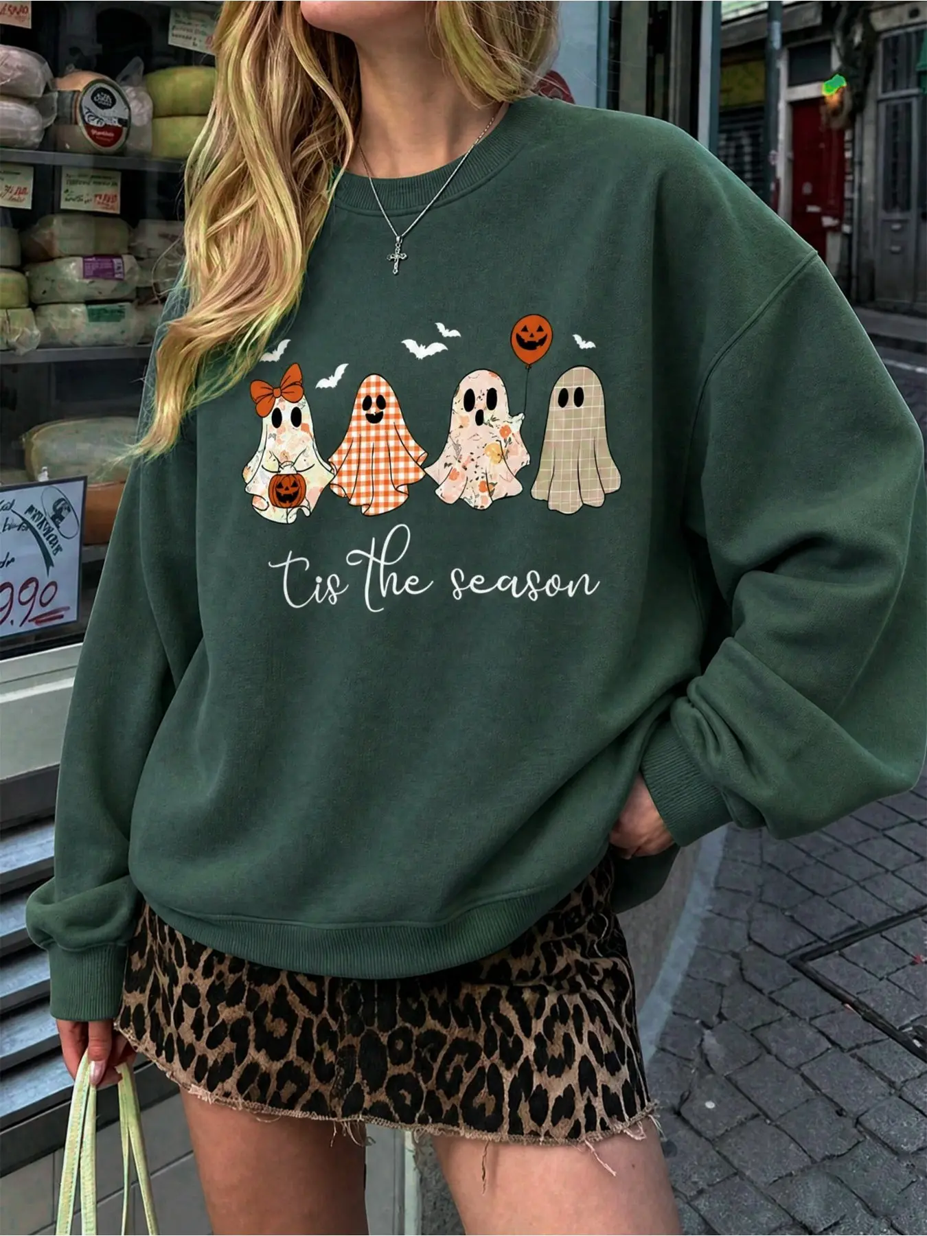 Vintage Washed Round Neck Sweatshirt, Halloween Atmosphere Top, Floral & Plaid Ghosts, Pumpkin Balloons, Handwritten English Slogan
