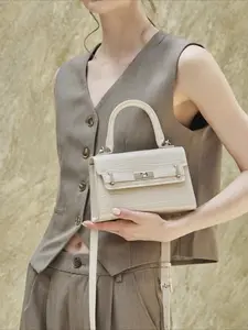 Leather crocodile pattern hand bag women's 2026 new fashion simple premium Kelly bag foreign style shoulder messenger bag
