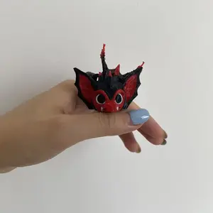 3D Printed Bat Dragon Statue Ornament, Unique Decorative Sculpture, Perfect for Home Décor, Fantasy Theme Collectible Item