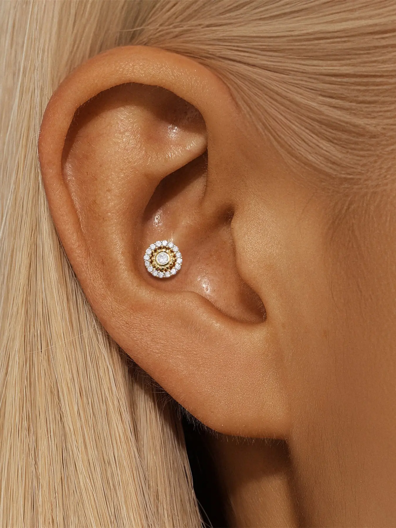 1pc 925 Sterling Silver Flat Back Stud Earrings Ear Cartilage Studs 16g Internally Threaded Tragus Helix Earrings Flower Lip Stud Nose Piercing Jewelry for Women  Small Dainty Cartilage Helix Piercing Jewelry