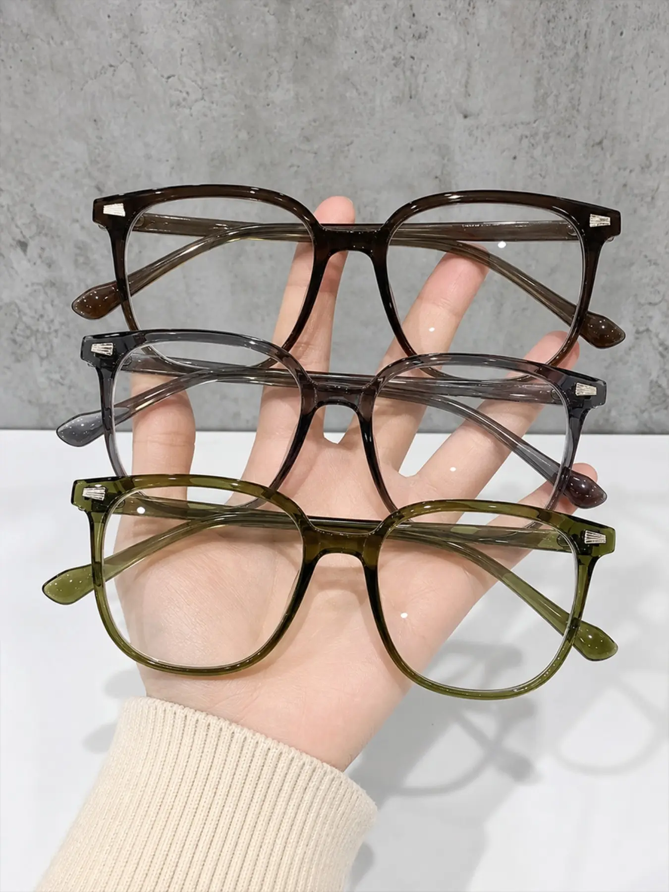 Clear Transparent Round Frame Glasses, Olive / Tea/cold, Metal Rivet Accent, Daily Plain Commuter Eyewear