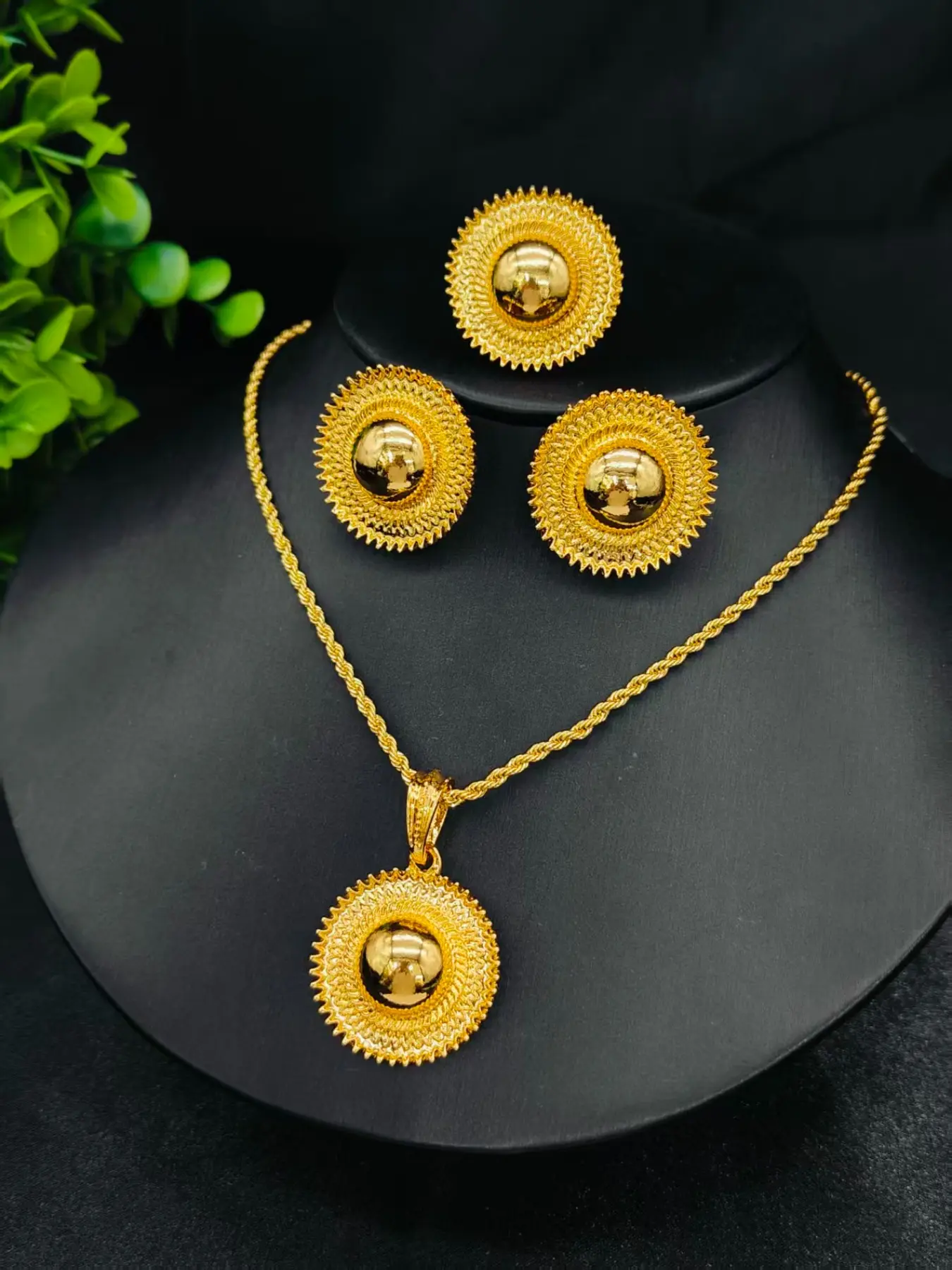 Elegant Round Pendant Jewelry Set, Matching Jewelry Set, Necklace Ring Earrings for Women, Perfect for Weddings, Parties, Birthdays, Gifts, Necklaces Earrings Set, Jewellery Gift Set