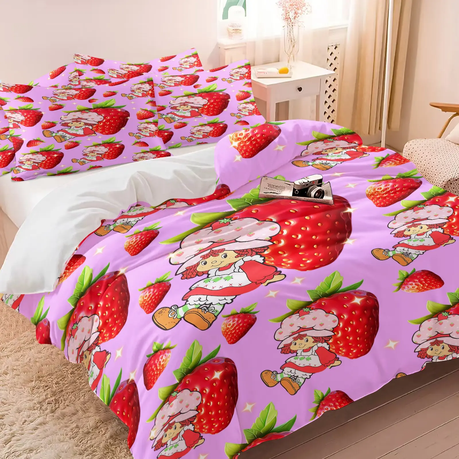 3PCS Retro Cartoon Strawberry Girl Duvet Cover Set (1 Duvet Cover + 1-2 Coreless Pillowcases), Sweet Big Red Strawberry Polka Dot Pattern, Soft Comfy All Seasons Bedding Set,Ideal for Pastel Sweet Cute Aesthetic Kids Girls Bedroom Decor