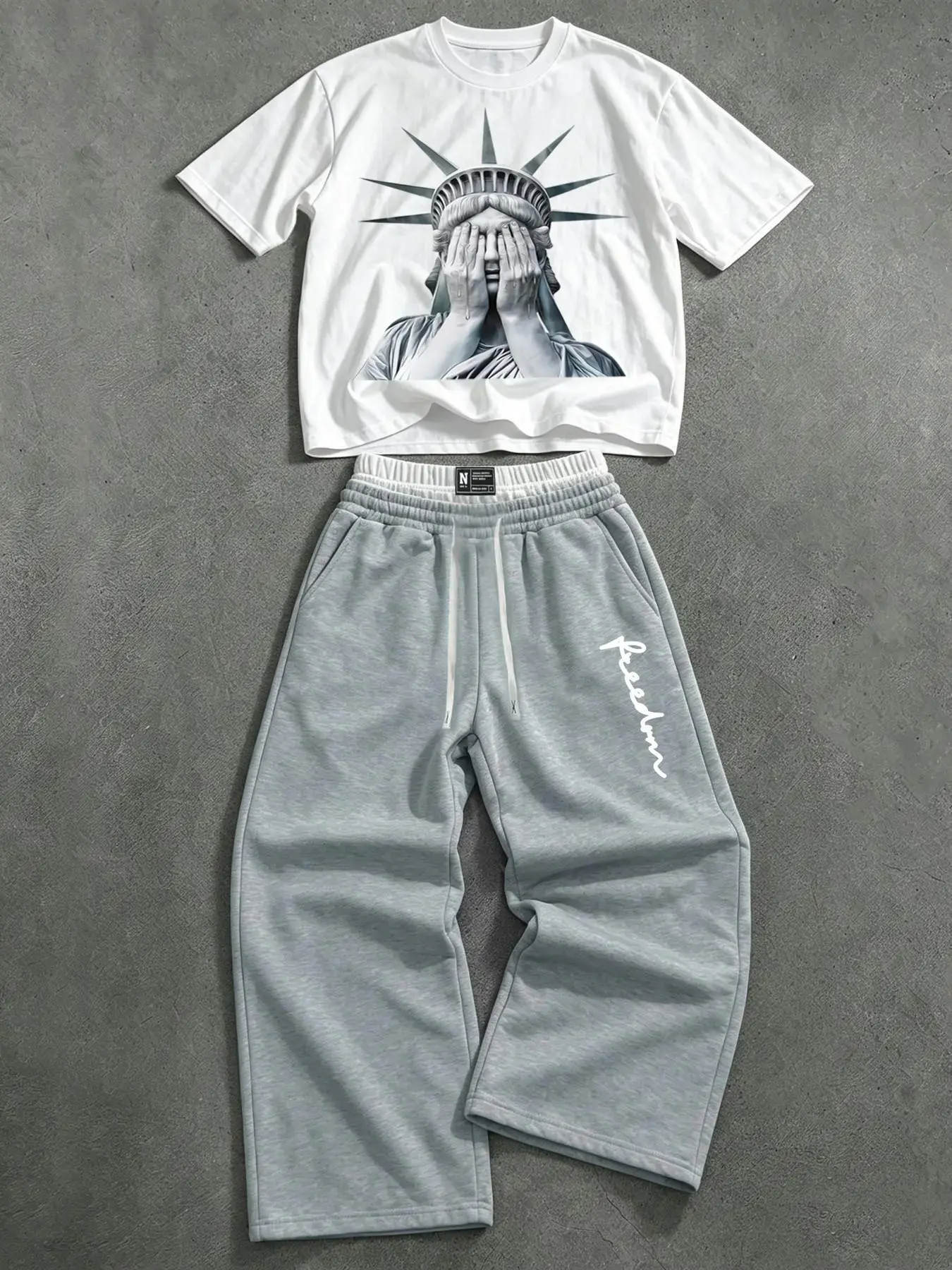 Men's Two-Piece Streetwear Set, Statue of Liberty Print Short Sleeve T-Shirt with Wide-Leg Drawstring Sports Pants, Comfortable Daily Wear#MensTwoPieceSet #StreetwearSet #GraphicTShirt #StatuePrint #WideLegPants#GraySweatpants #BaggyPants #LooseFit
