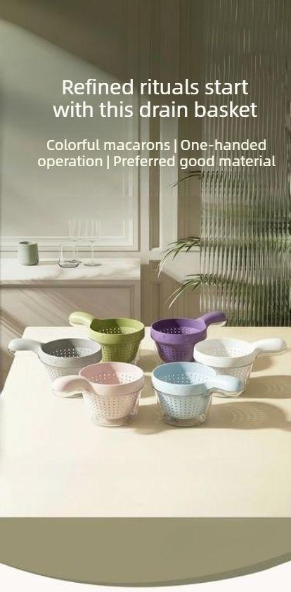 Double-layer fruit washing basket with handle, suitable for washing fruits and blueberries, cute small fruit strainer, a must-have for home use.