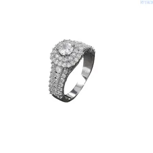 Princess Cut Micro Pave Ring with 8 Hearts & 8 Arrows, Trending Simulated Diamond Statement Jewelry, European American Style Matching Couple Band, Elegant Imitation Diamond Ornament for Engagement Wedding Ceremony Gift